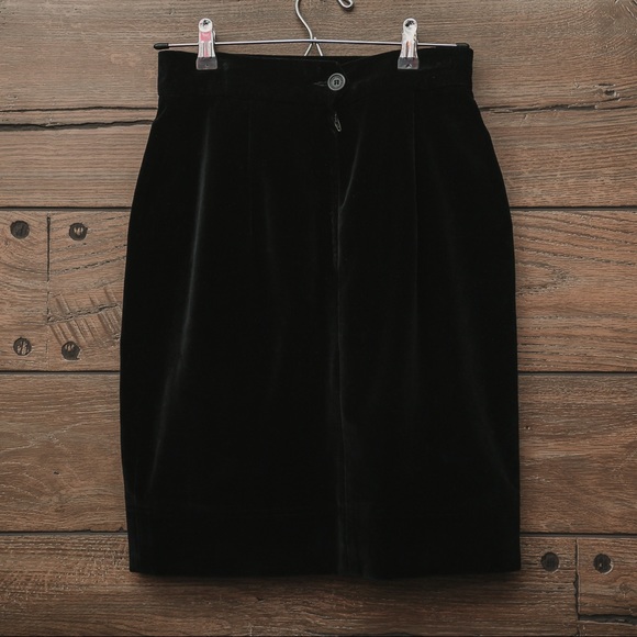 Vintage Moschino Velvet skirt (us 10) - Picture 3 of 5